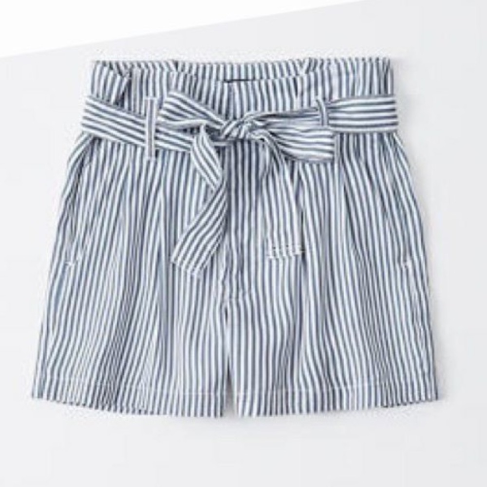 Abercrombie & Fitch striped shorts